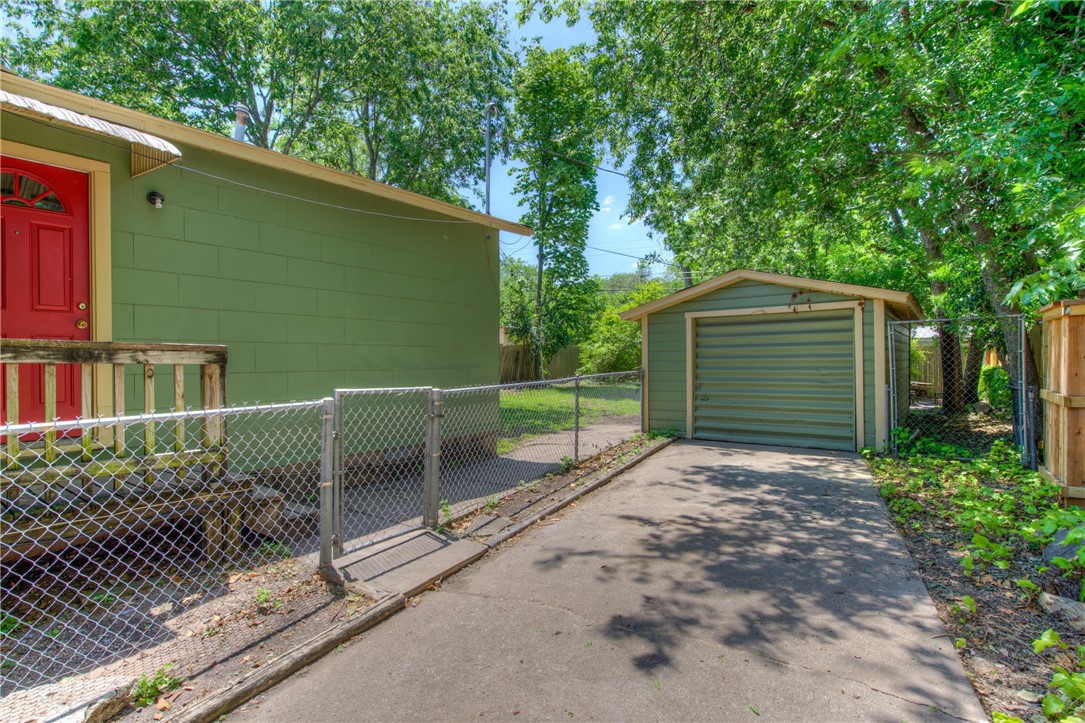 205 West 55th Street Austin, TX 78751 - Photo 24 of 27