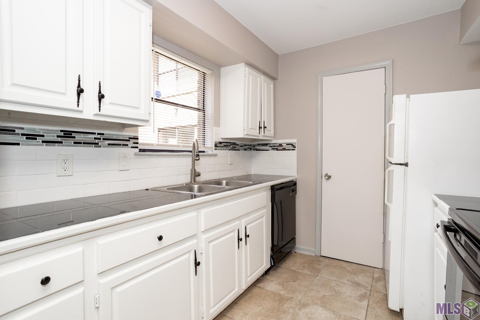 1963 South Brightside View Drive, Unit C Baton Rouge, LA 70820 - Photo 8 of 18