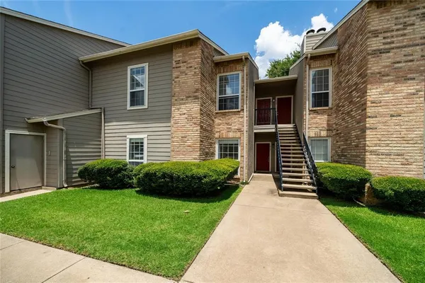 $1,900 | 1700 Amelia Court, Unit 613, Plano, TX 75075