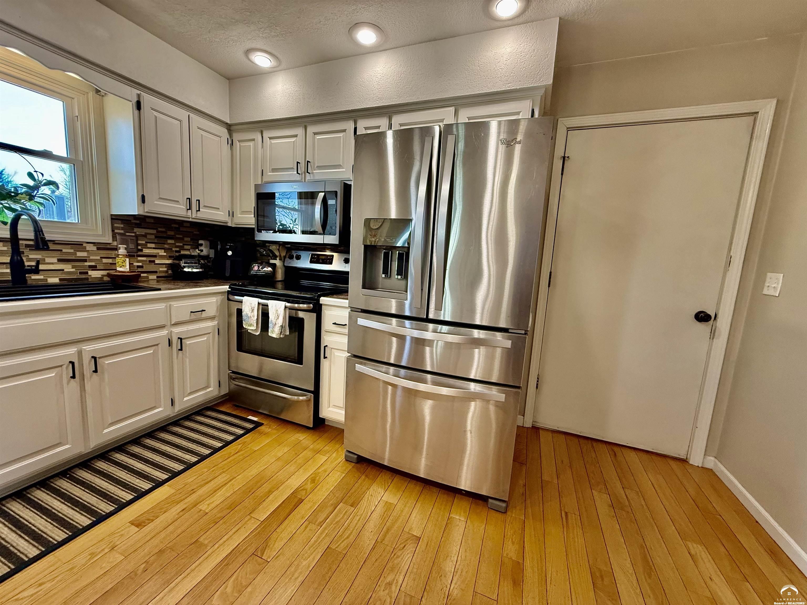 3905 West 8th Street Lawrence, KS 66049 - Photo 16 of 91
