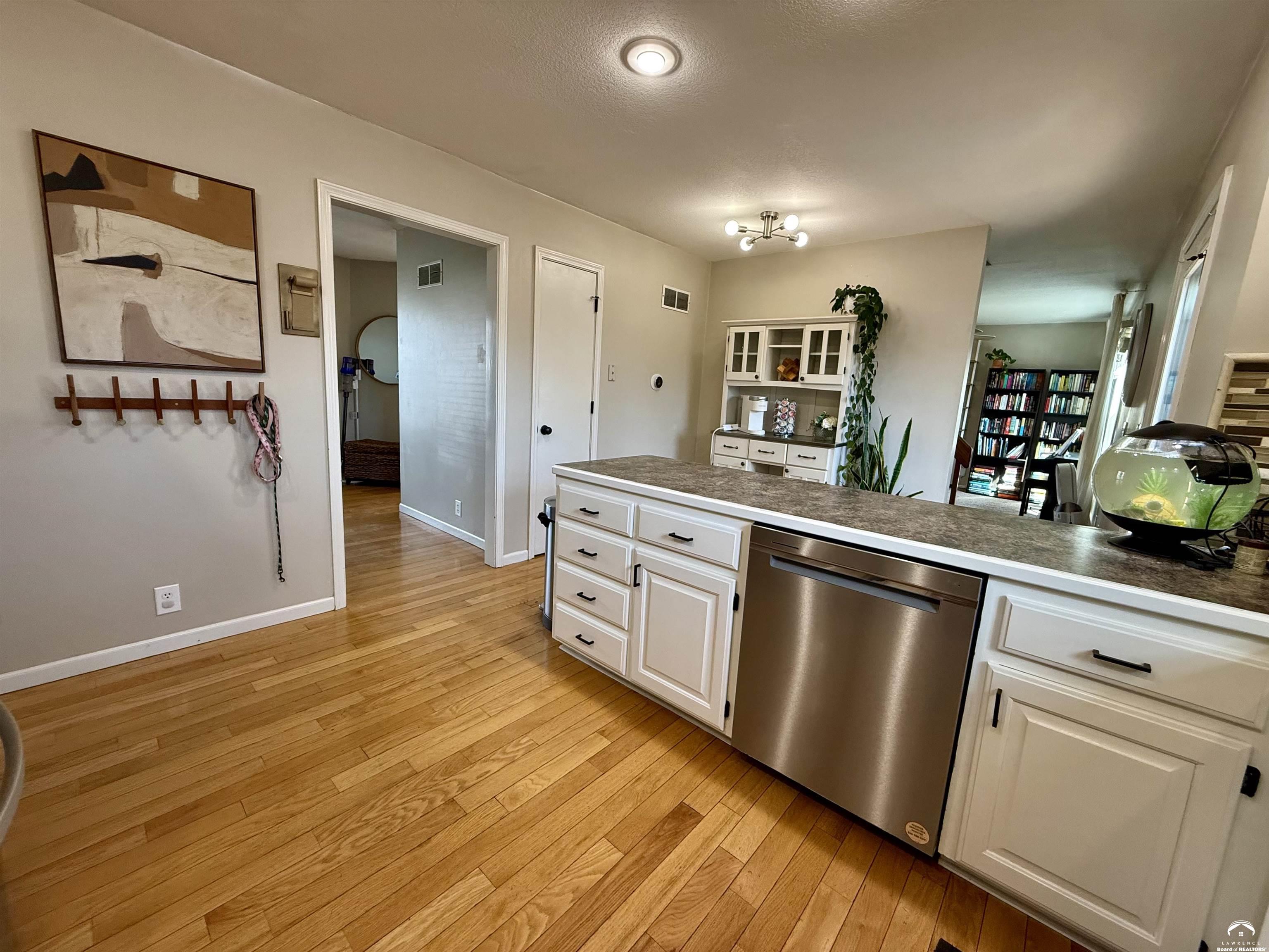 3905 West 8th Street Lawrence, KS 66049 - Photo 18 of 91