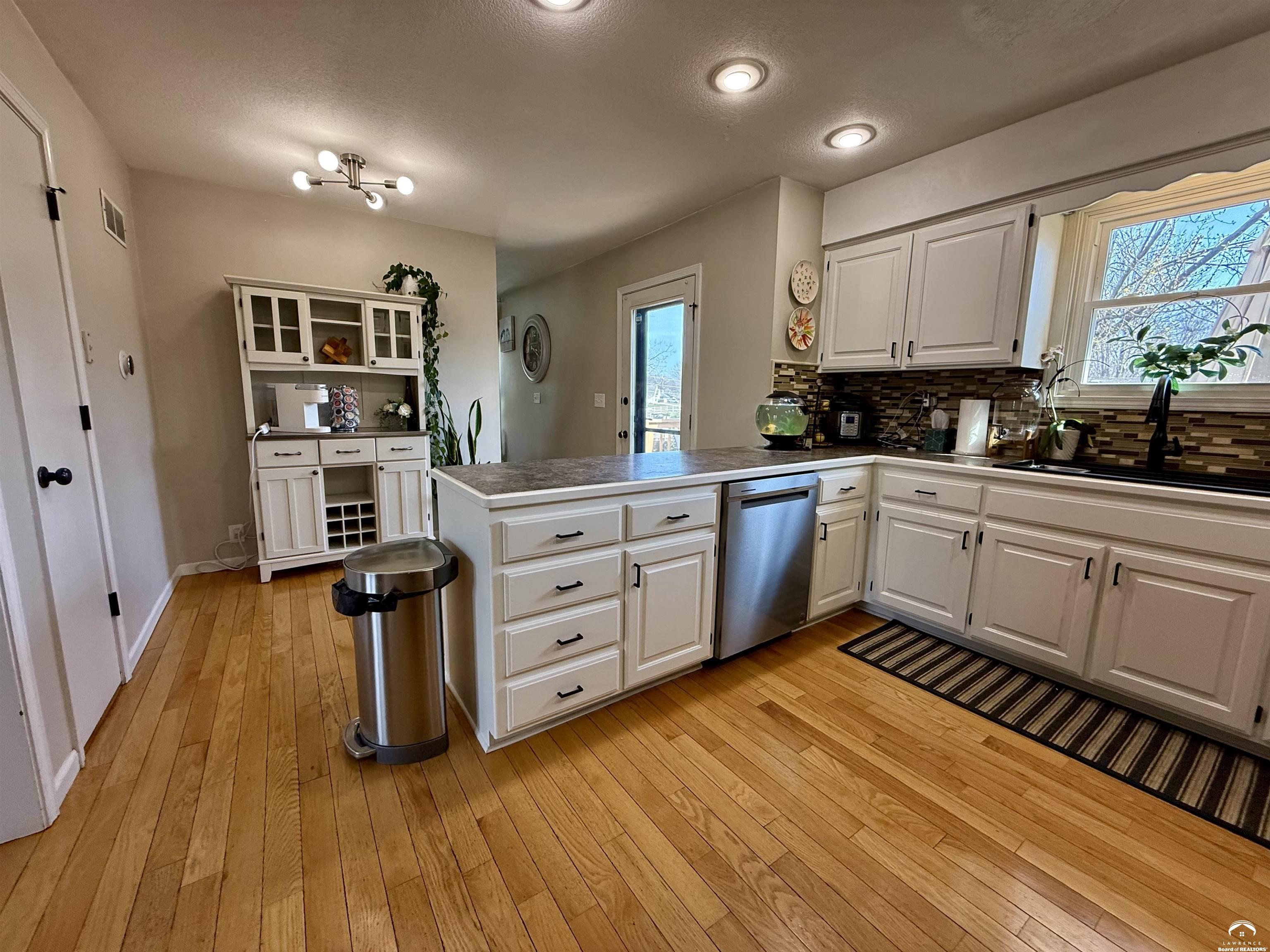 3905 West 8th Street Lawrence, KS 66049 - Photo 20 of 91