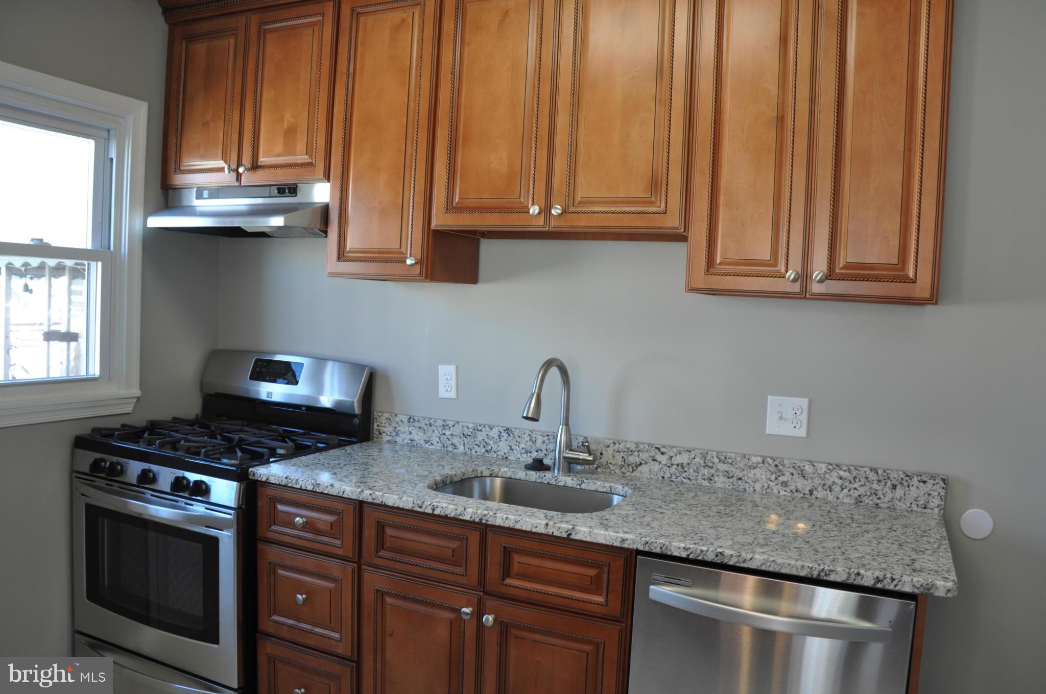 840 Arncliffe Road Baltimore, MD 21221 - Photo 10 of 27 Kitchen