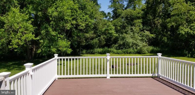 73 Dublin Road Pennington, NJ 08534 - Photo 38 of 60 Deck