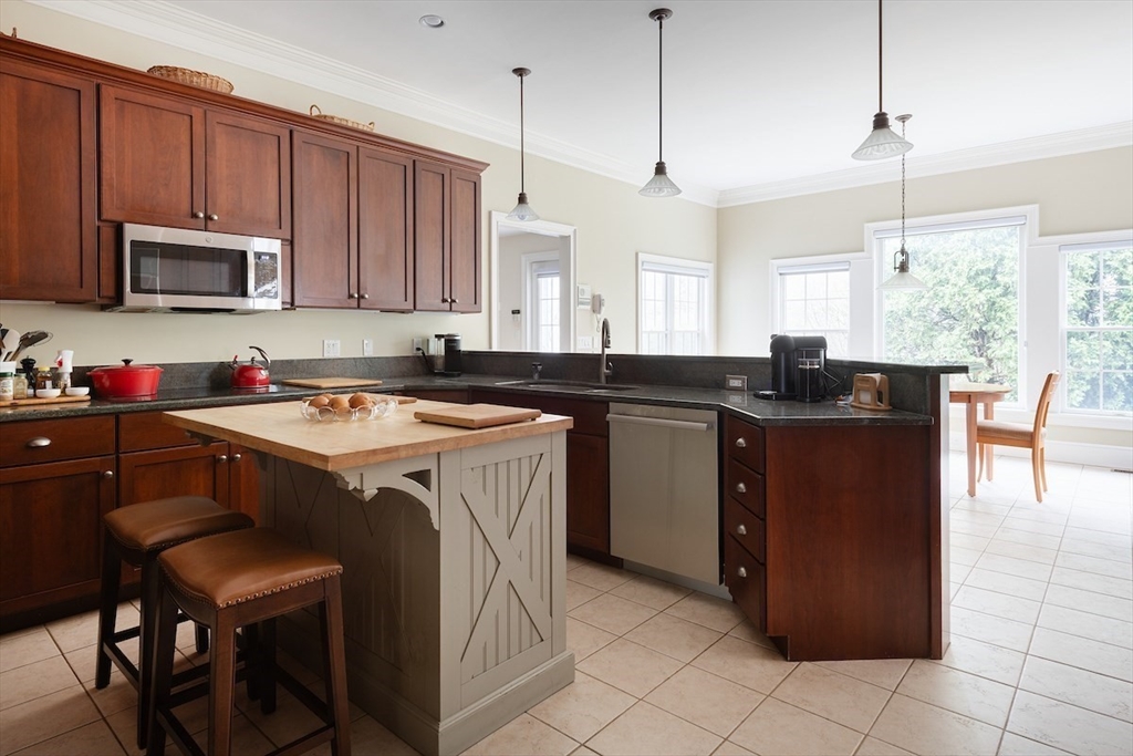 7 Burnham Road Lexington, MA 02420 - Photo 17 of 39