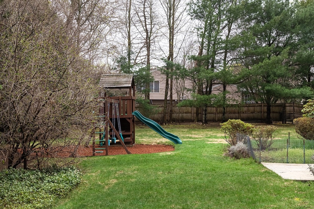 7 Burnham Road Lexington, MA 02420 - Photo 5 of 39