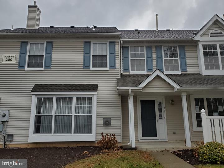 202 Wharton Road Mount Laurel, NJ 08054 - Photo 2 of 30