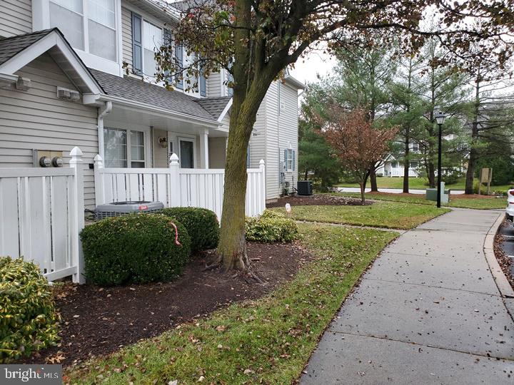 202 Wharton Road Mount Laurel, NJ 08054 - Photo 3 of 30