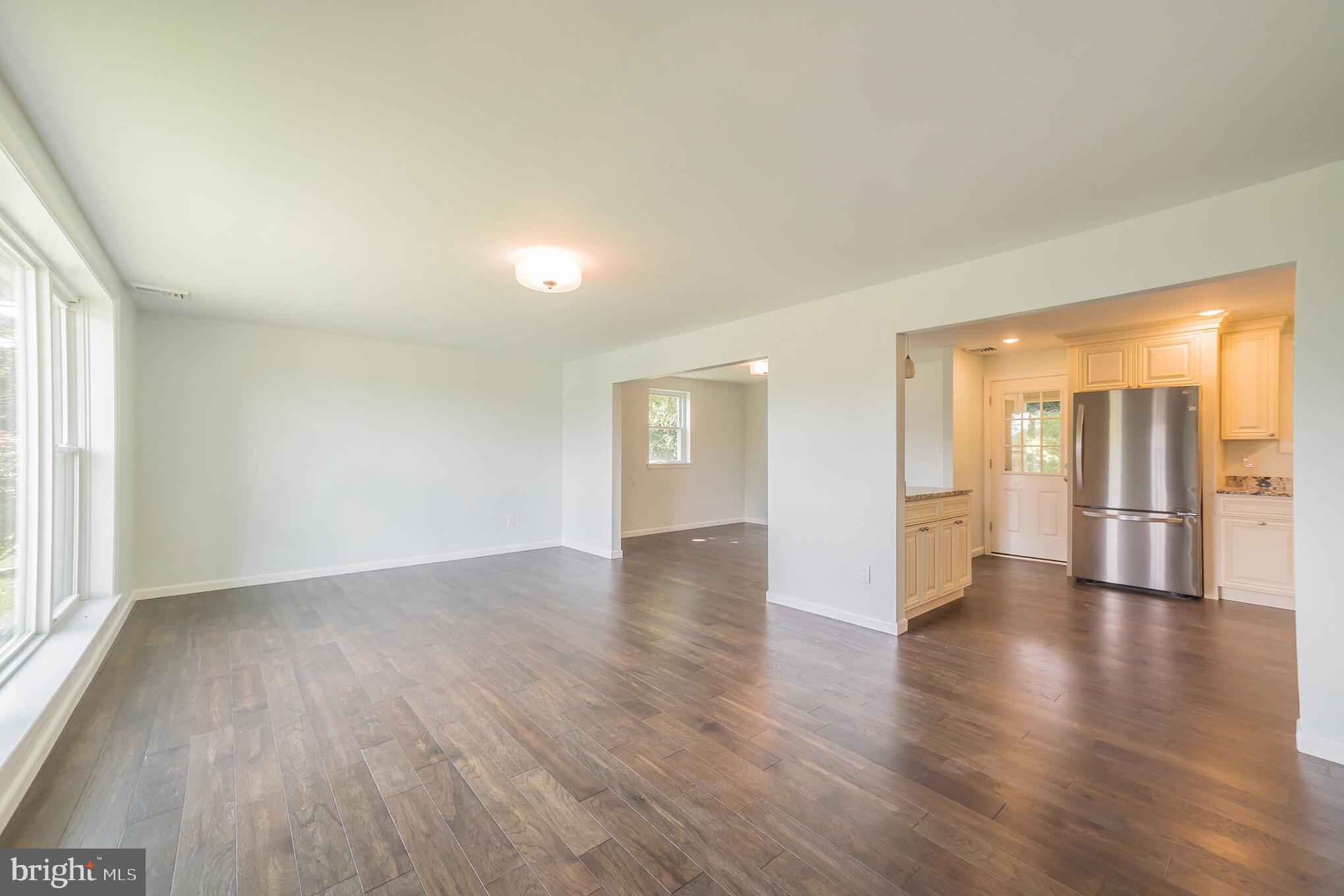 2411 Greenhill Road Lansdowne, PA 19050 - Photo 10 of 31 Dining Area