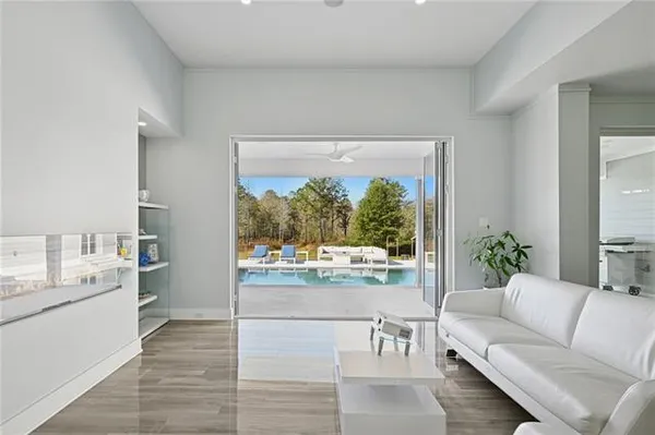 $889,900 | 77553 Highway 1081, Covington, LA 70435