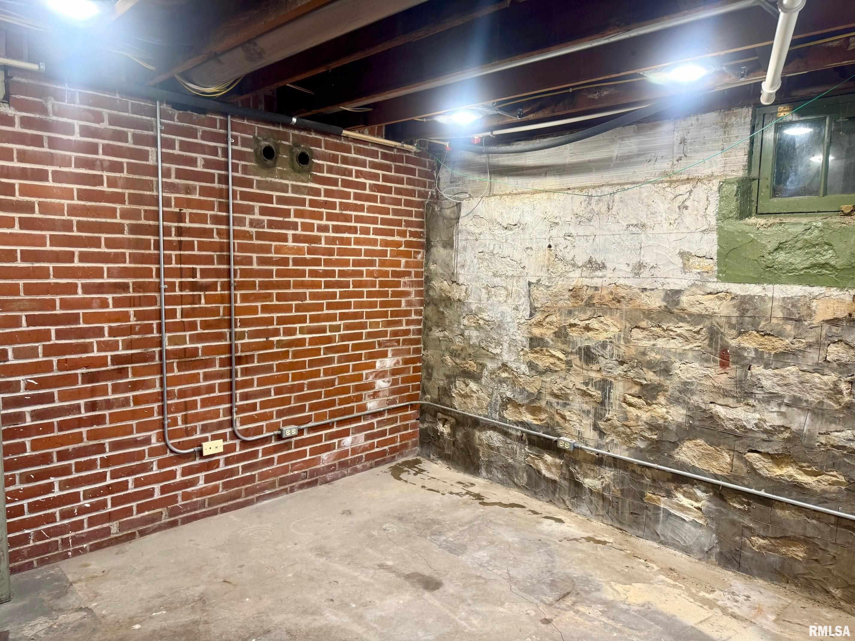 1728 Chestnut Street Quincy, IL 62301 - Photo 21 of 30