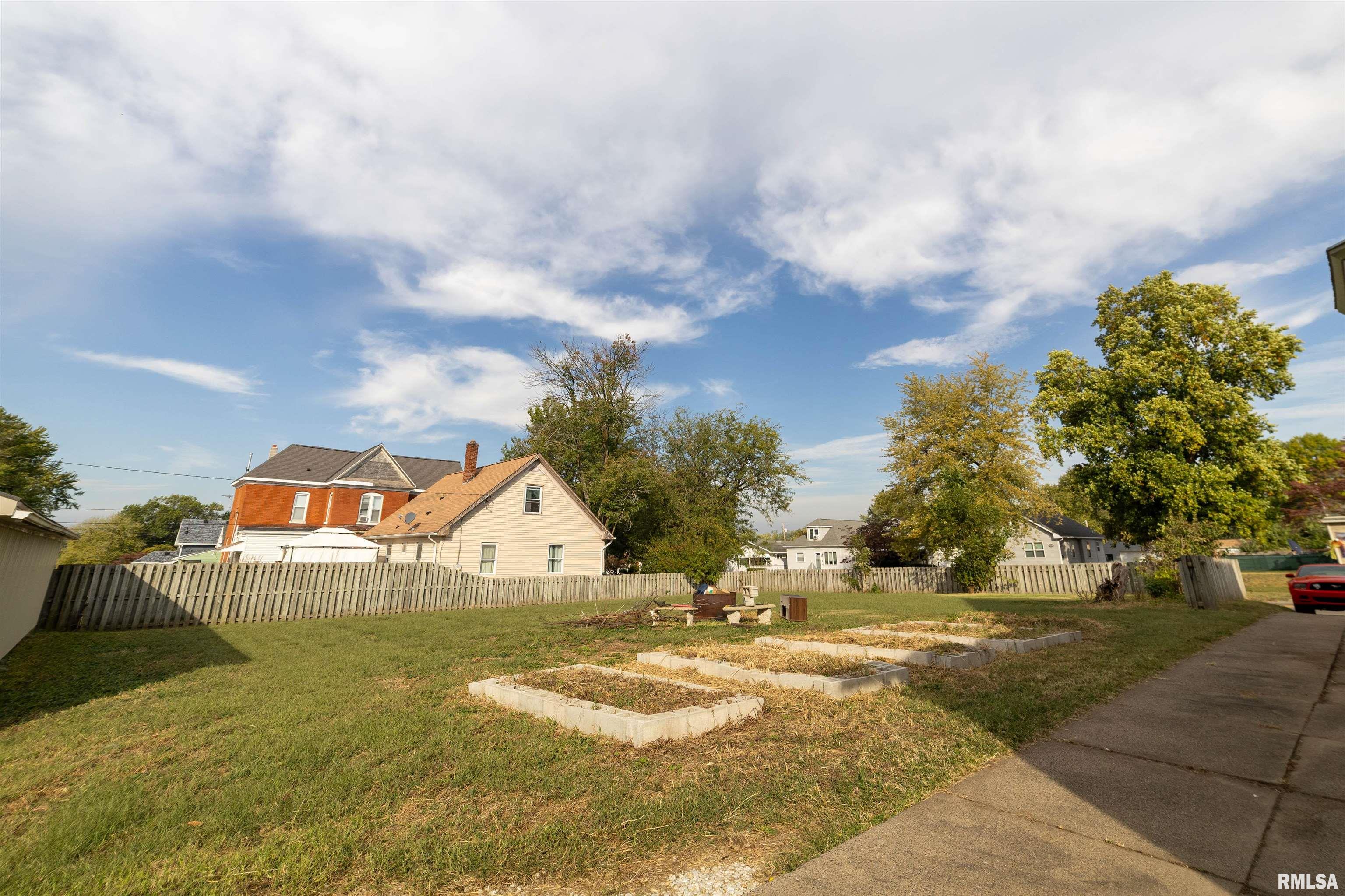 1728 Chestnut Street Quincy, IL 62301 - Photo 24 of 30