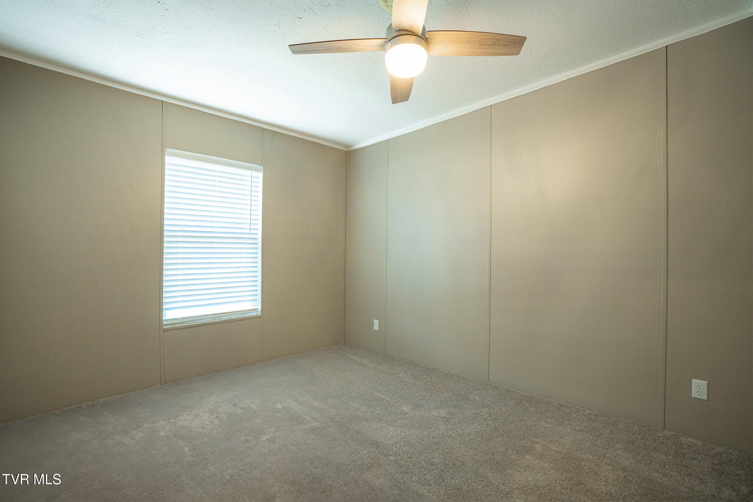 290 Smith Hollow Road Greeneville, TN 37743 - Photo 14 of 25 Bedroom3
