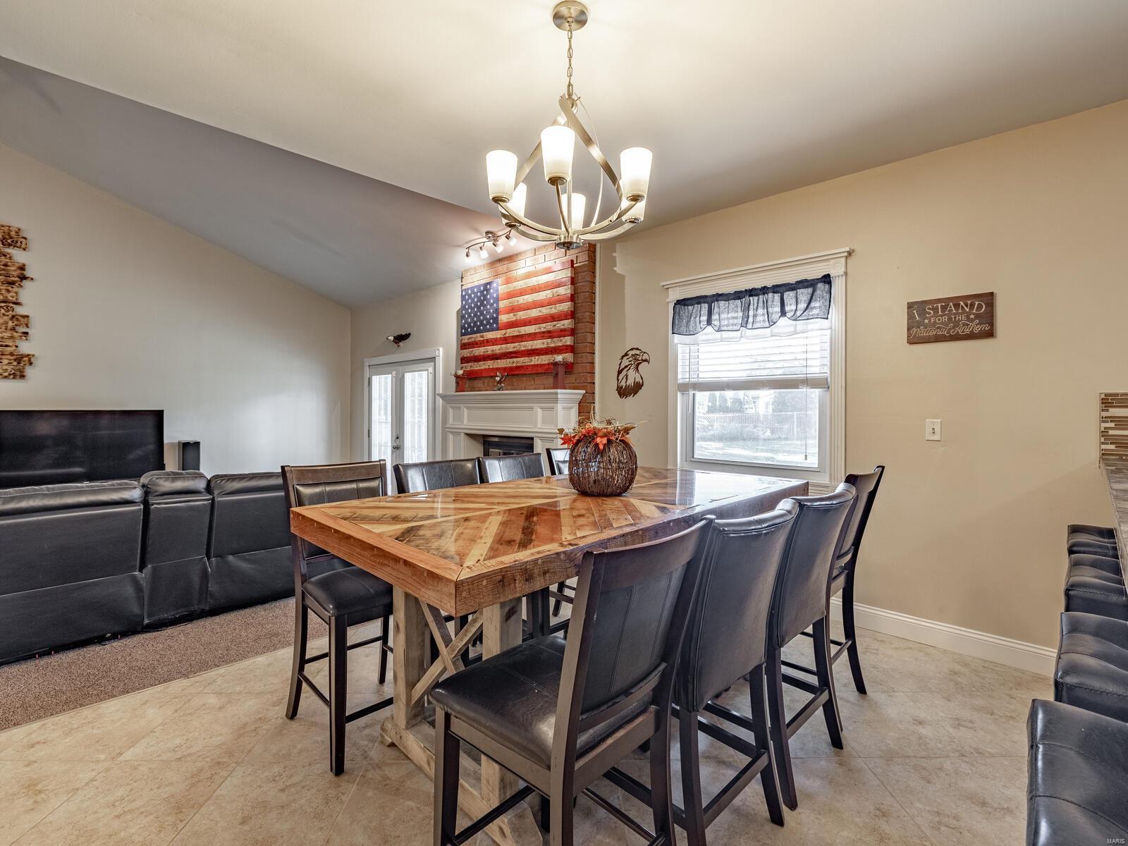 404 Hunters Ridge St. Charles, MO 63301 - Photo 7 of 30 Gallery Image 7