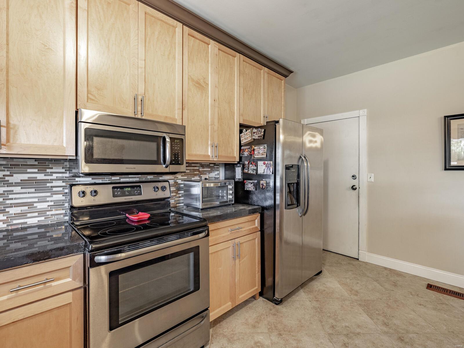 404 Hunters Ridge St. Charles, MO 63301 - Photo 10 of 30 Gallery Image 10