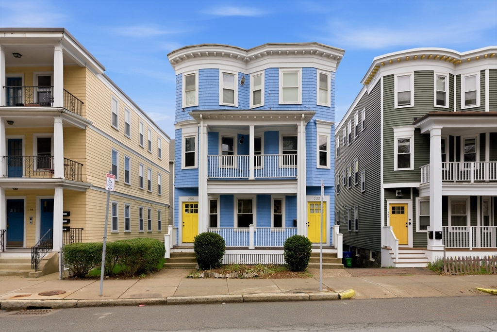 200 South Street, Unit 3 Boston, MA 02130 - Photo 1 of 17