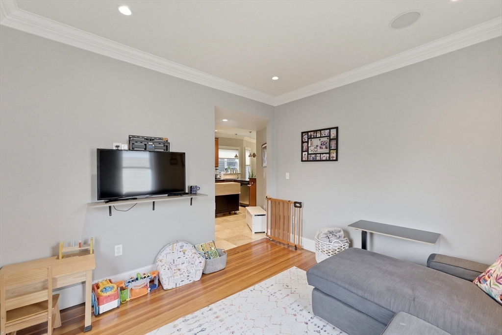 200 South Street, Unit 3 Boston, MA 02130 - Photo 12 of 17