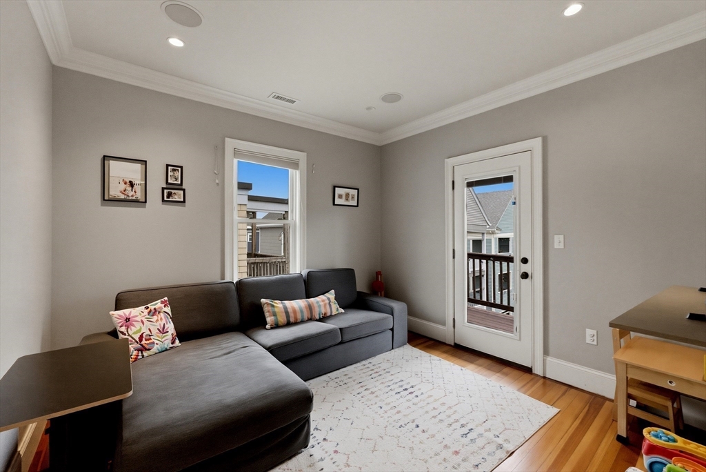 200 South Street, Unit 3 Boston, MA 02130 - Photo 13 of 17