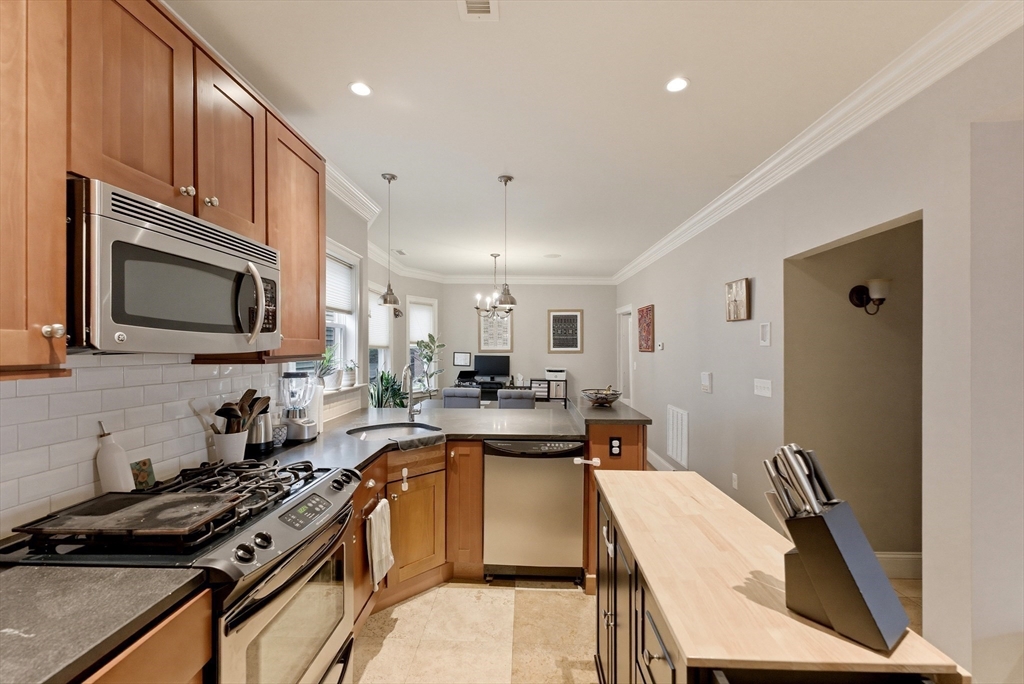 200 South Street, Unit 3 Boston, MA 02130 - Photo 2 of 17