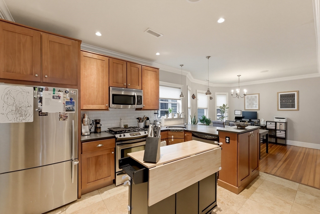 200 South Street, Unit 3 Boston, MA 02130 - Photo 3 of 17