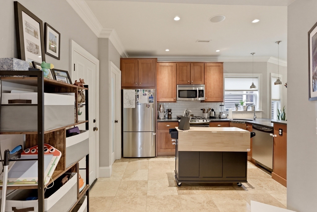 200 South Street, Unit 3 Boston, MA 02130 - Photo 6 of 17