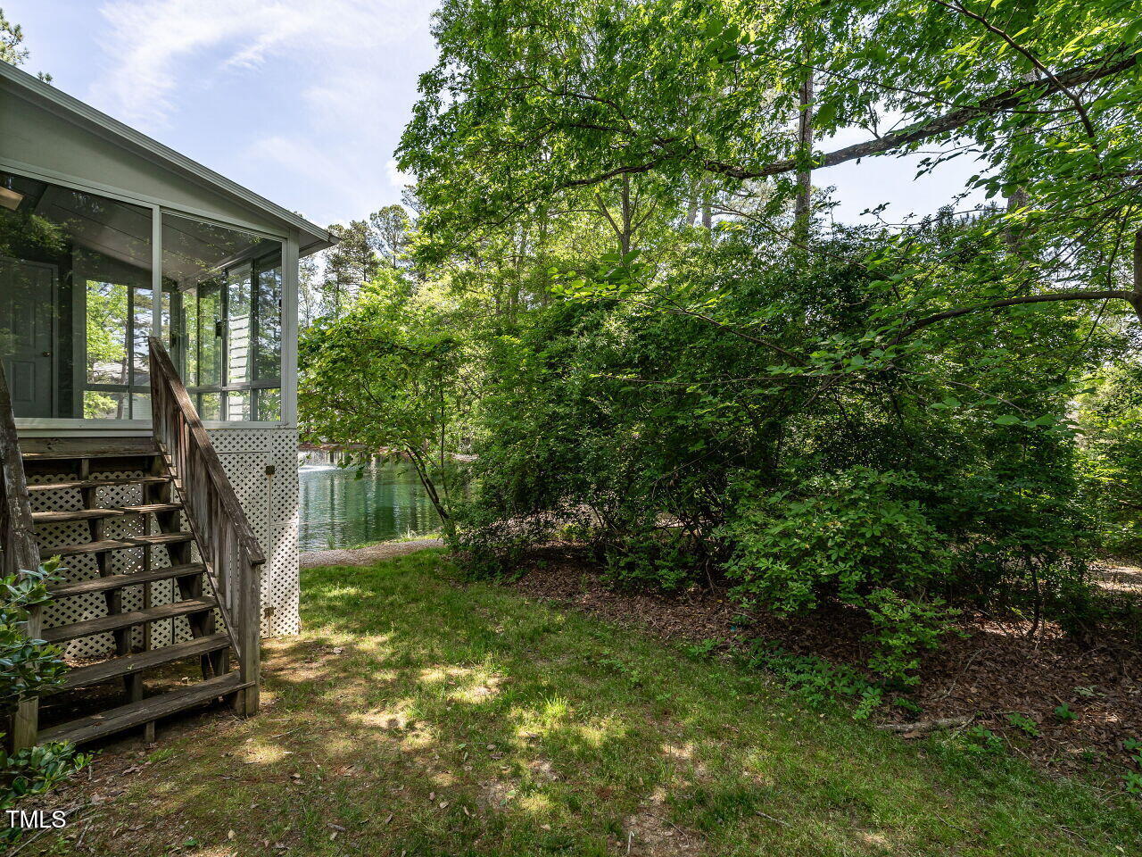 207 Reedhaven Drive Cary, NC 27513 - Photo 31 of 33 031-1280x960-backyard
