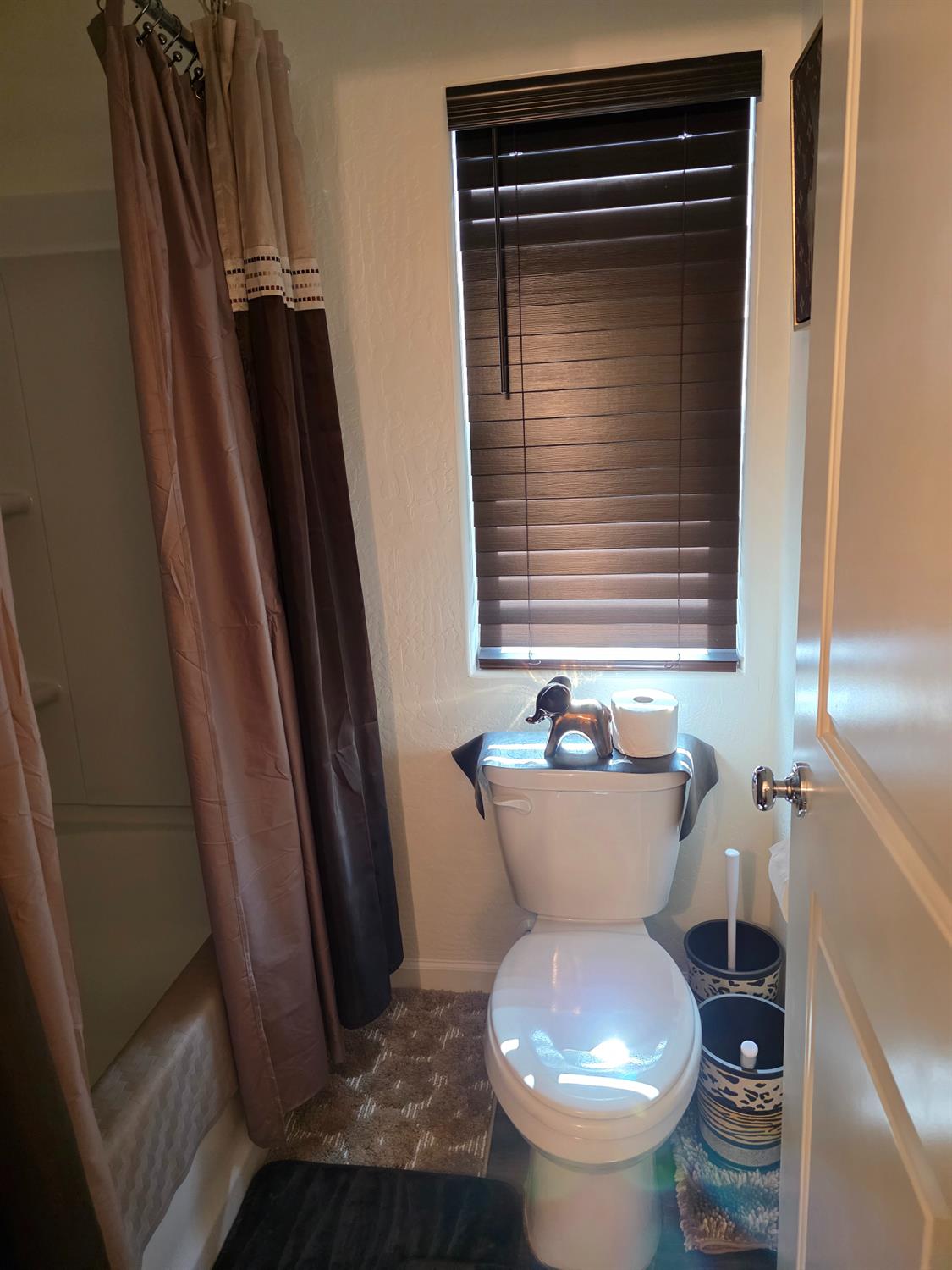 1583 Seneca Drive Madera, CA 93637 - Photo 9 of 25