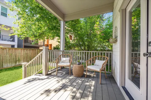 $525,000 | 1833 Tabor Street, Houston, TX 77009