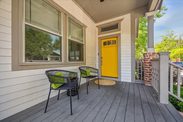 $525,000 | 1833 Tabor Street, Houston, TX 77009