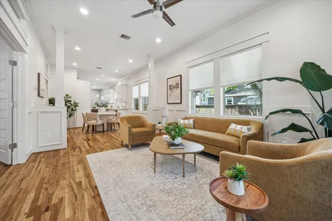 $525,000 | 1833 Tabor Street, Houston, TX 77009