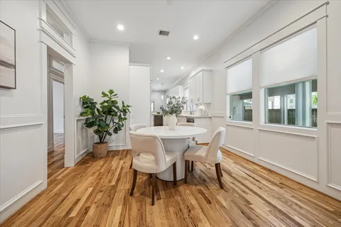 $525,000 | 1833 Tabor Street, Houston, TX 77009