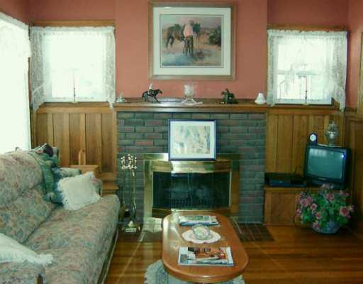 4306 Ellwood Road New Castle, PA 16101 - Photo 4 of 6
