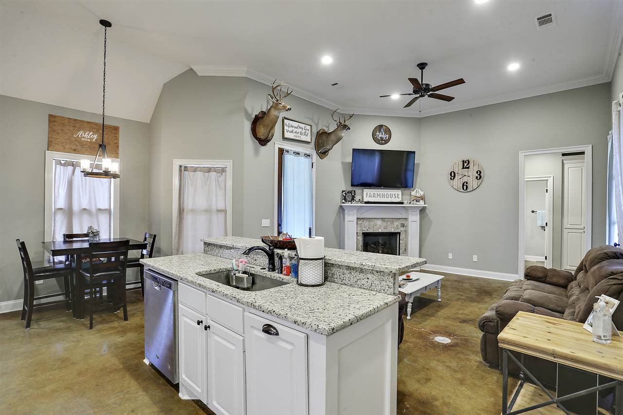 612 Greenfield Ridge Drive Brandon, MS 39042 - Photo 11 of 25 Photo 11