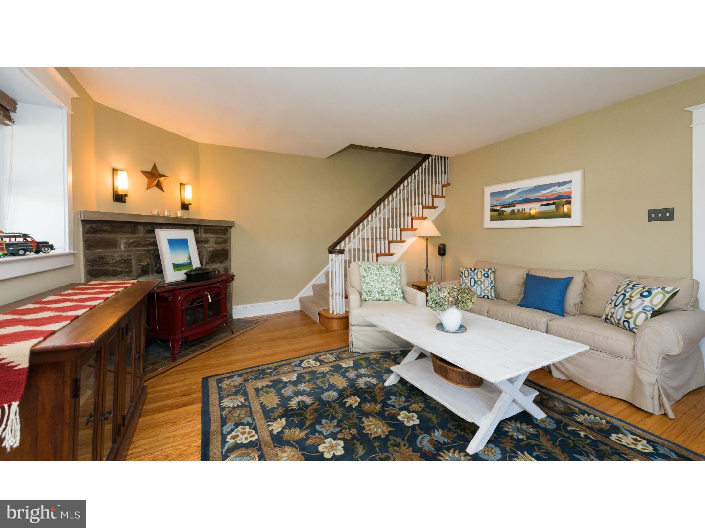 161 Grandview Road Ardmore, PA 19003 - Photo 3 of 25 Living Room