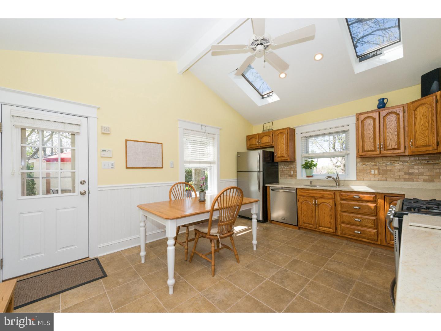 161 Grandview Road Ardmore, PA 19003 - Photo 7 of 25 Kitchen