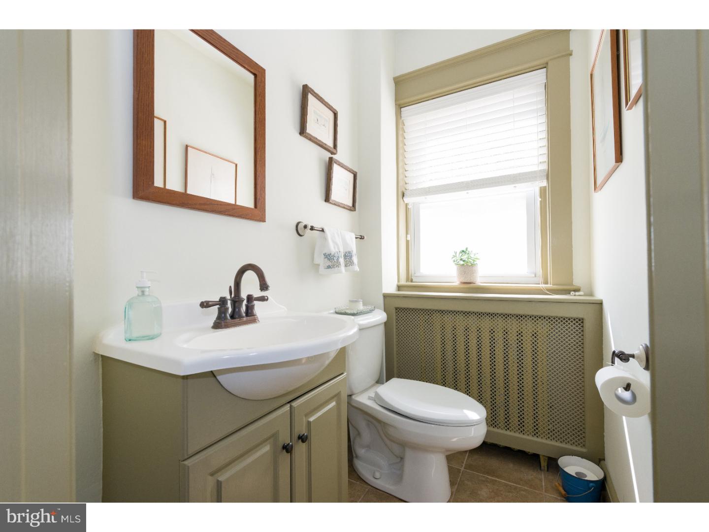 161 Grandview Road Ardmore, PA 19003 - Photo 9 of 25 Bathroom