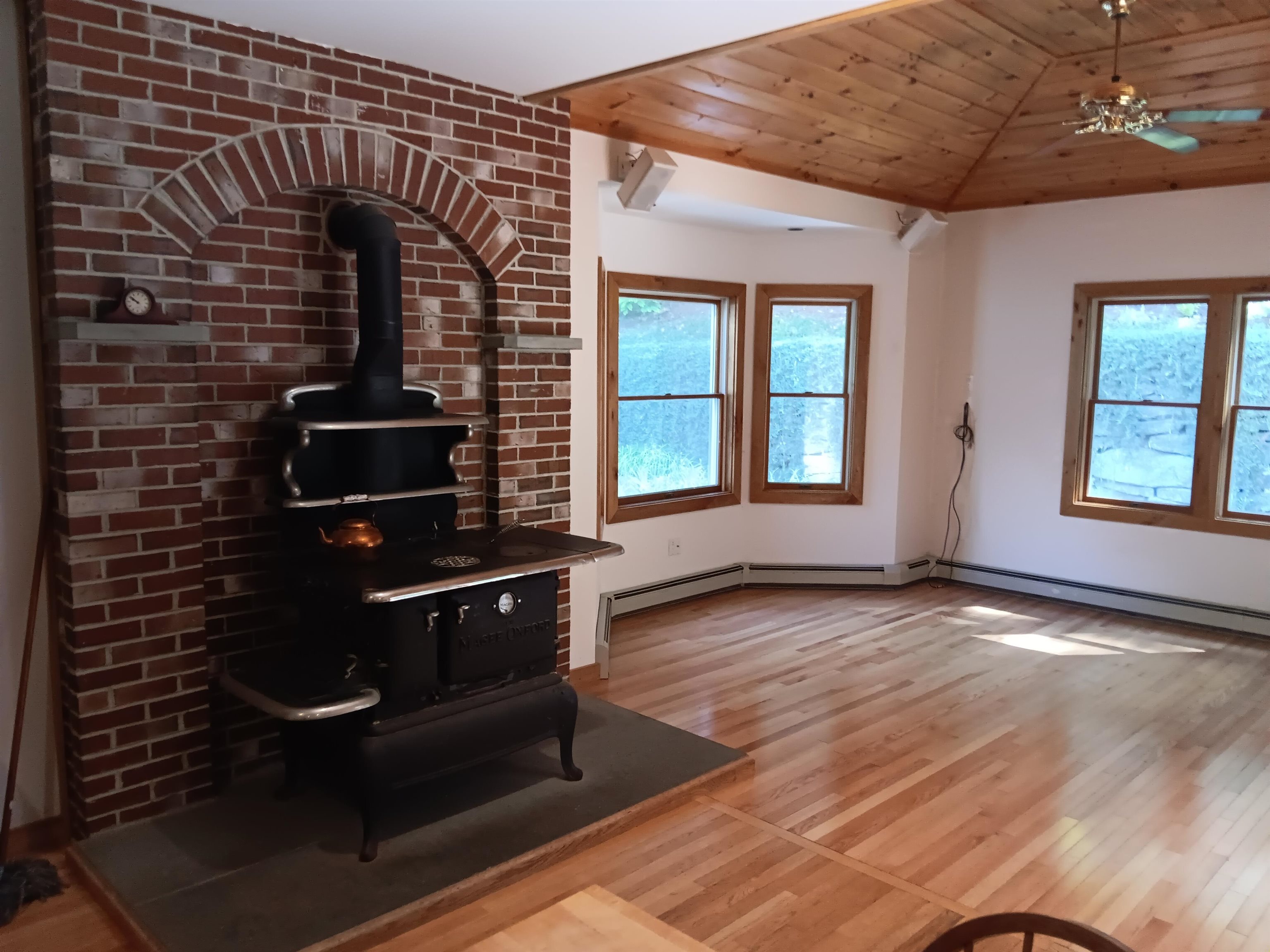 220 Grandview Road Conway, NH 03818 - Photo 10 of 31