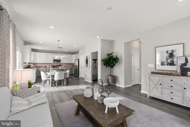 $479,888 | 160 Champions Drive, York Haven, PA 17370