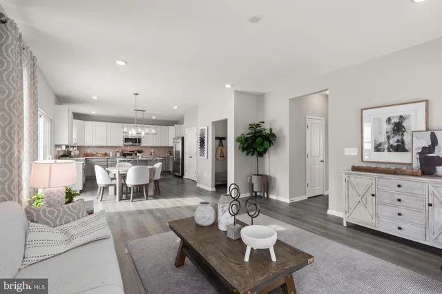 $479,888 | 160 Champions Drive, York Haven, PA 17370