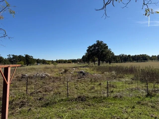 $162,000 | 1420 East Cameron Avenue, Rockdale, TX 76567