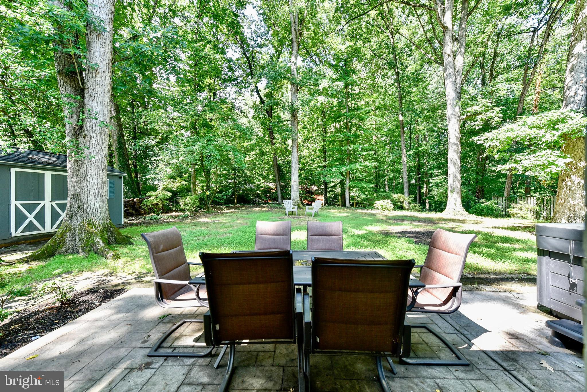 5012 Dodson Drive Annandale, VA 22003 - Photo 27 of 44 a patio with table and chairs