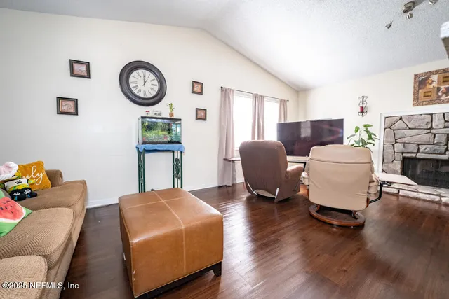 $257,900 | 8613 East Beechfern Lane, Jacksonville, FL 32244