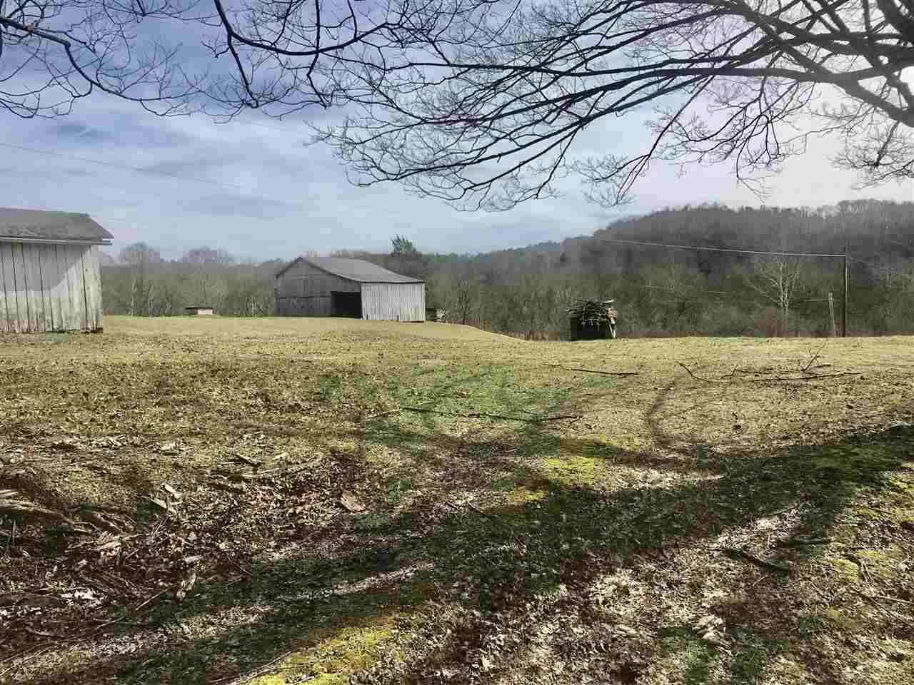 2949 McComas Road Barboursville, WV 25504 - Photo 8 of 17 Gallery Image 8