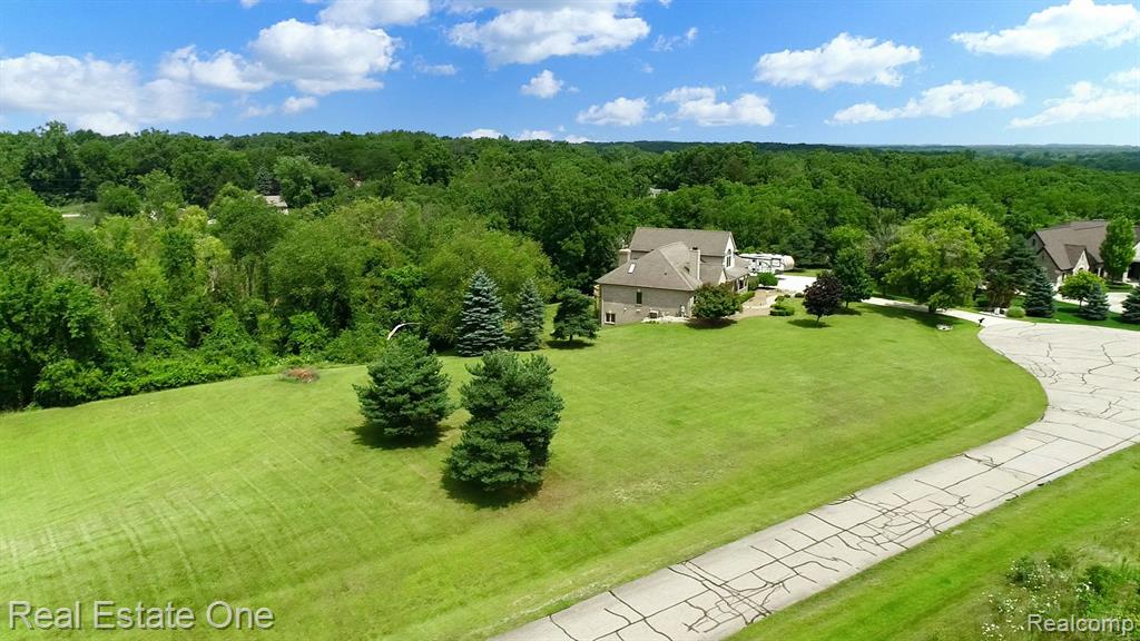 617 Foxwood Trail Rochester, MI 48306 - Photo 59 of 76