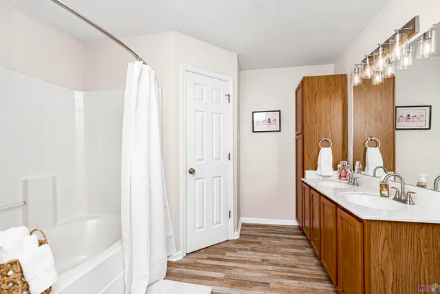 $247,000 | 5212 Seneca Drive, Darrow, LA 70725