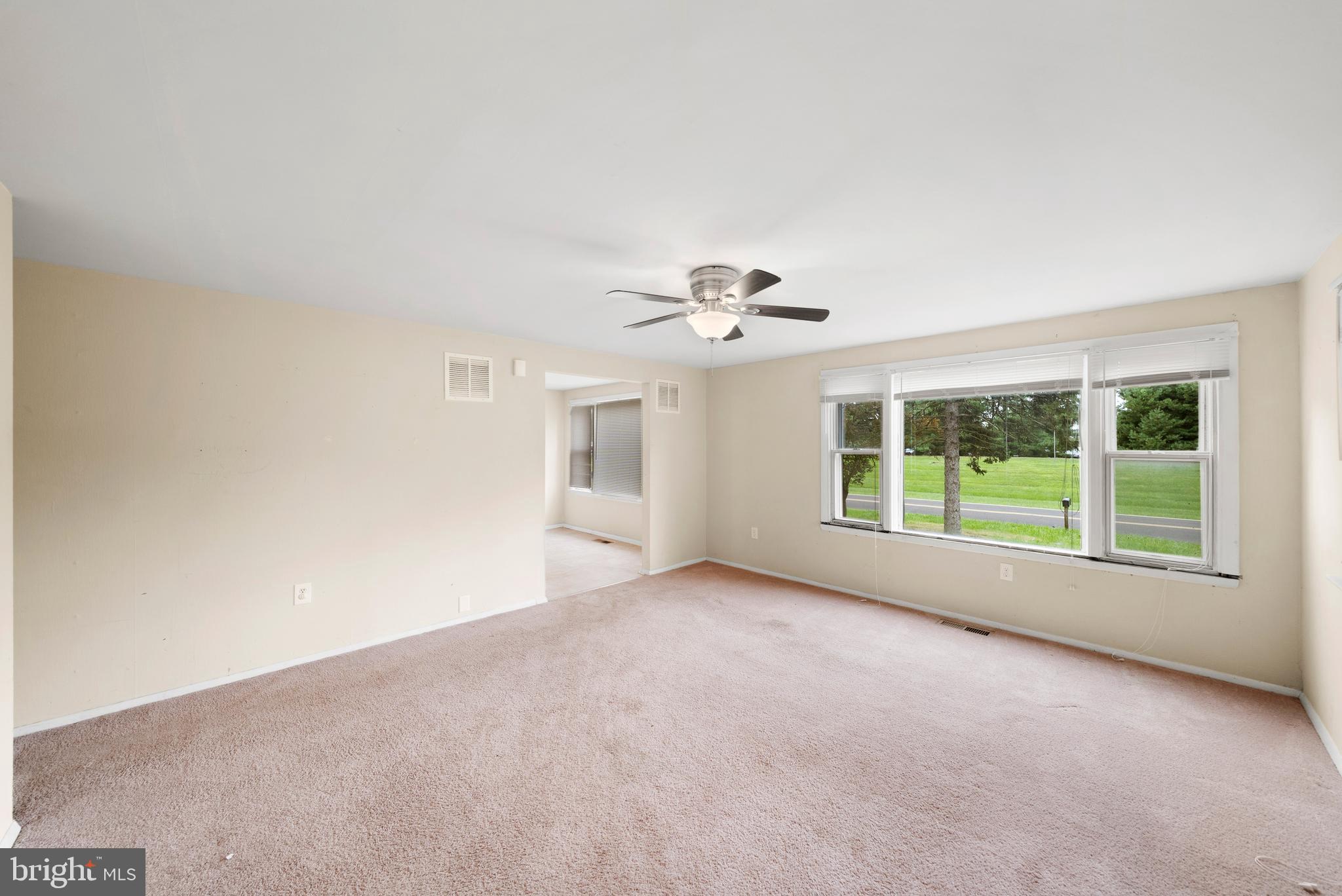 222 New Road Horsham, PA 19044 - Photo 3 of 22 Gallery Image 3
