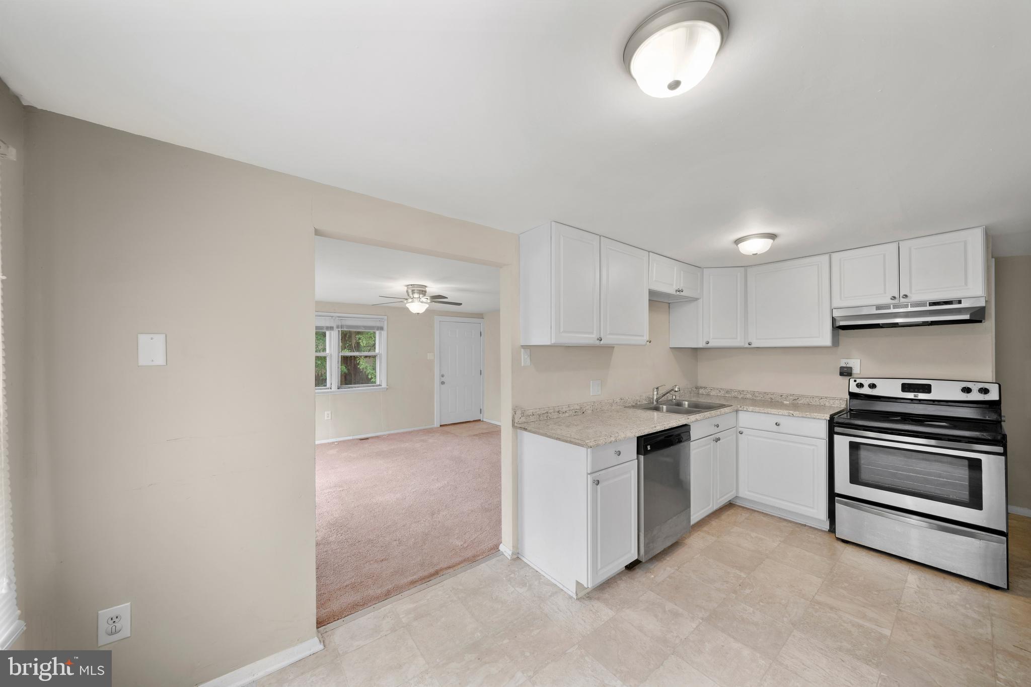 222 New Road Horsham, PA 19044 - Photo 4 of 22 Gallery Image 4