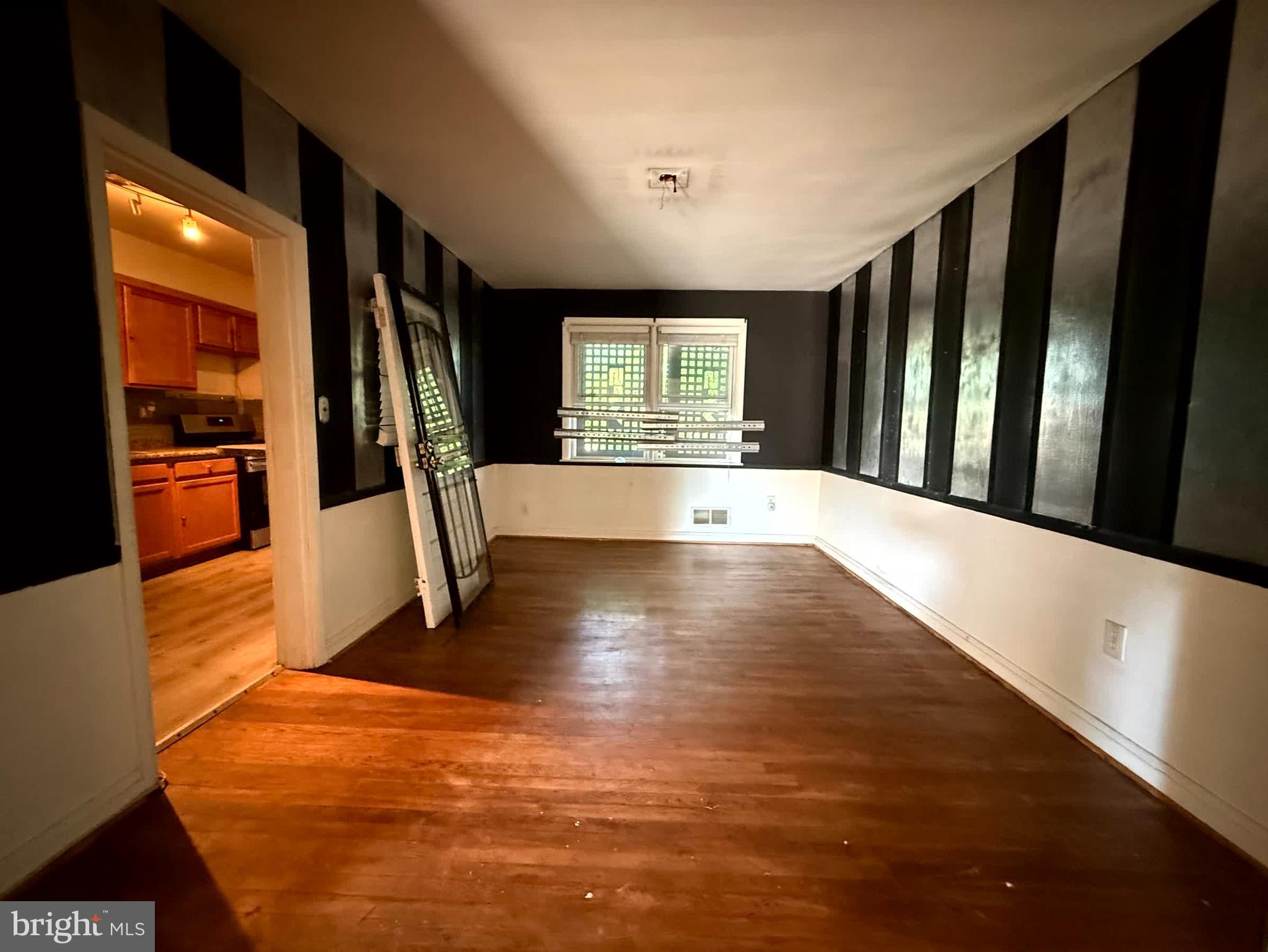 6142 Dunroming Road Baltimore, MD 21239 - Photo 6 of 22