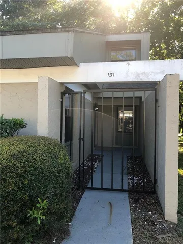 $1,350 | 7200 Southwest 8th Avenue, Unit T131, Gainesville, FL 32607