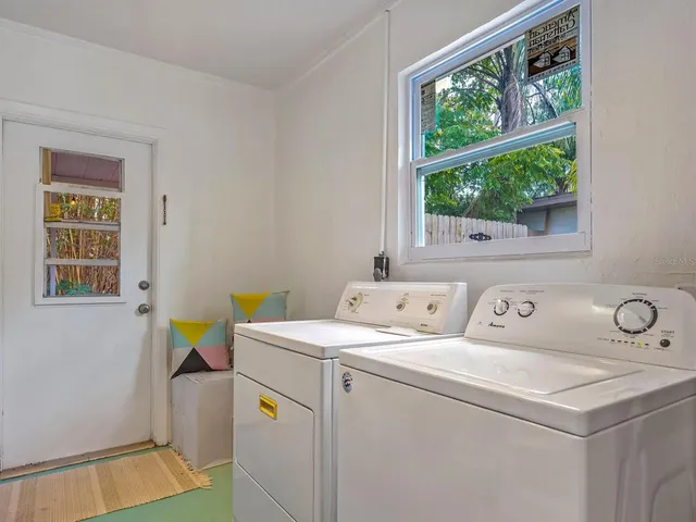 $479,000 | 2740 Bruce Lane, Sarasota, FL 34237